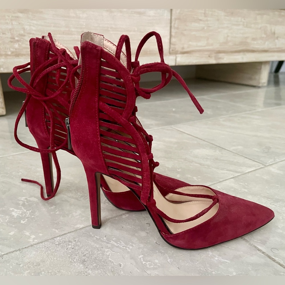 JESSICA SIMPSON SUEDE HEELS SIZE 7 - Picture 2 of 6